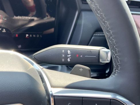 New 2025 GMC Terrain Elevation image 16