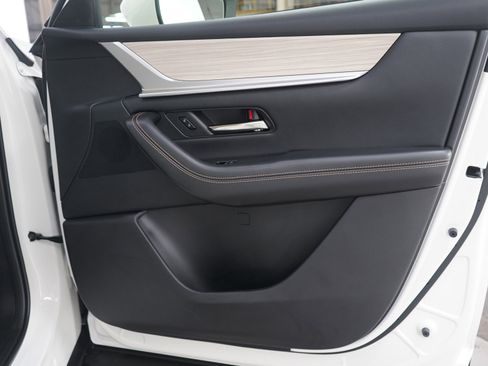 Certified 2024 MAZDA CX-90 3.3 Turbo w/ Preferred Plus image 9