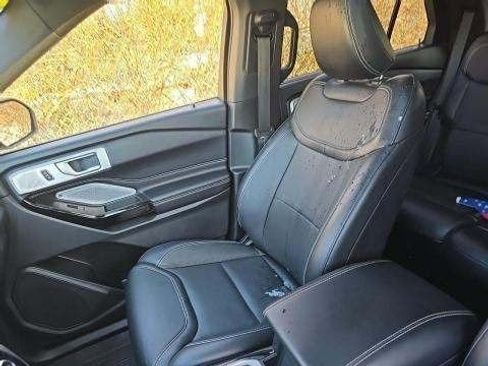 Used 2022 Ford Explorer ST w/ Equipment Group 401A image 13