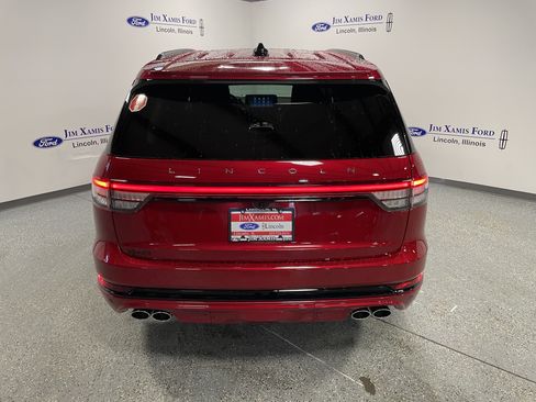 New 2025 Lincoln Aviator Reserve w/ Luxury Package image 5