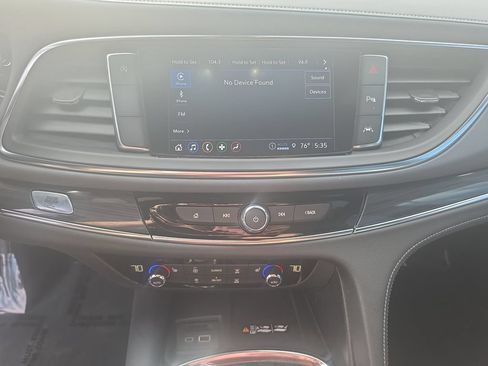 Certified 2023 Buick Enclave Essence FWD image 27