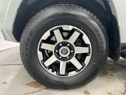 Used 2023 Toyota 4Runner TRD Off-Road Premium image 28