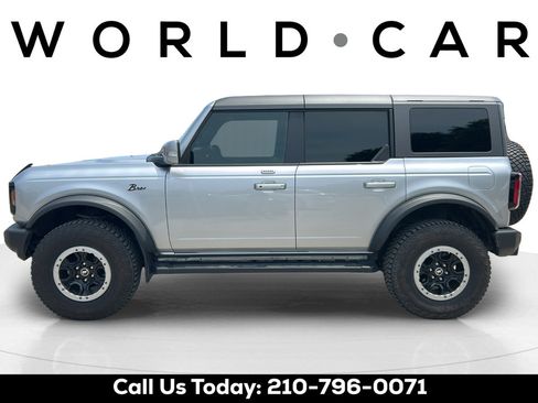 Used 2023 Ford Bronco Outer Banks w/ Sasquatch Package AWD/4WD image 6