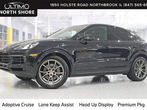 Used 2022 Porsche Cayenne S AWD/4WD image 1