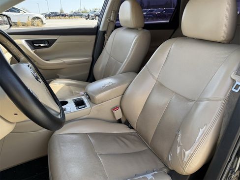 Used 2017 Nissan Altima 2.5 SL w/ 2.5 Technology Package image 22