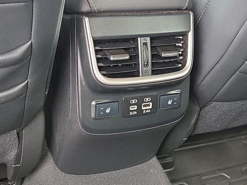 Used 2024 Subaru Outback Touring XT AWD/4WD image 11