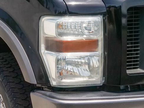 Used 2008 Ford F250 4x4 Crew Cab Super Duty image 4