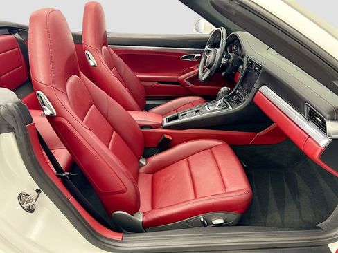 Used 2019 Porsche 911 Carrera S RWD image 18