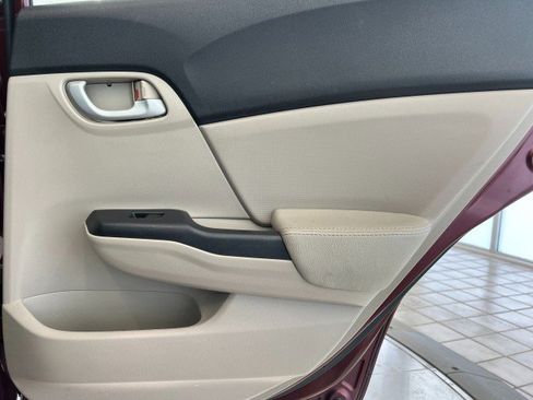 Used 2012 Honda Civic LX image 32