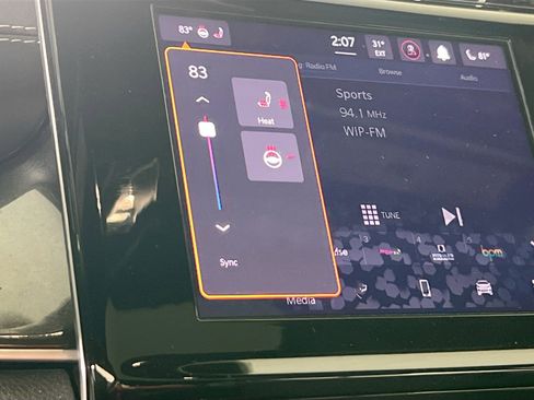 Used 2023 Jeep Grand Cherokee Altitude image 19