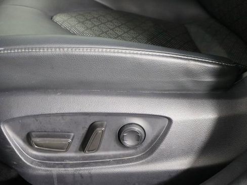 Used 2019 Toyota Camry XSE image 22