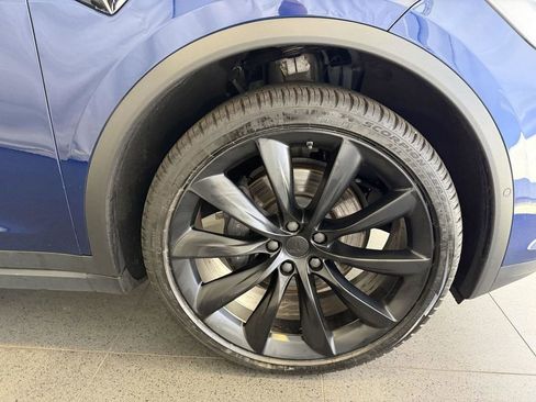 Used 2020 Tesla Model X Long Range image 13