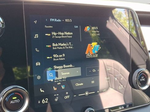 Used 2025 Lexus RX 350 Premium w/ Accessory Package AWD/4WD image 18