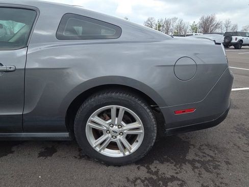 Used 2010 Ford Mustang Premium image 12