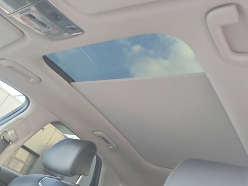 Certified 2024 Genesis GV70 2.5T w/ Select Package image 22