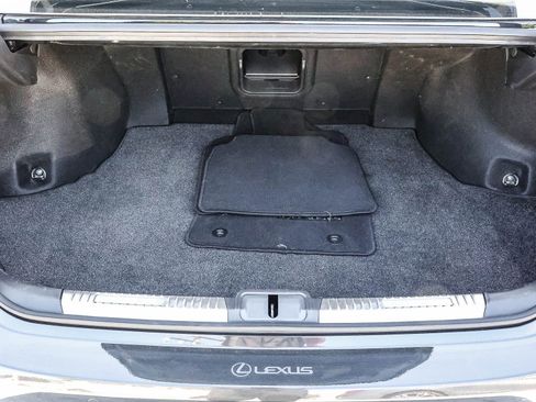 Used 2025 Lexus ES 300h w/ Premium Package FWD image 13