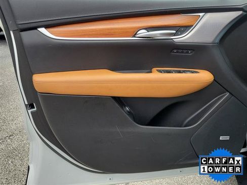 Certified 2023 Cadillac XT5 Premium Luxury FWD image 43
