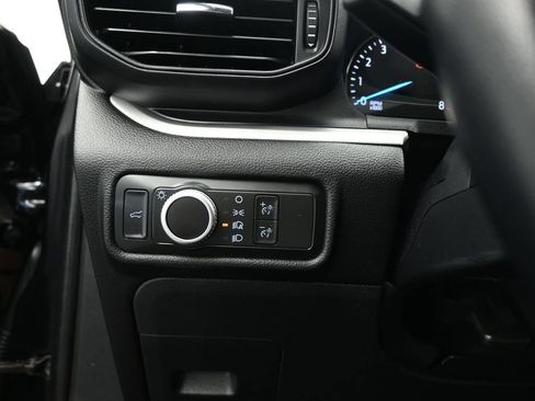 Certified 2022 Ford Explorer XLT RWD image 10