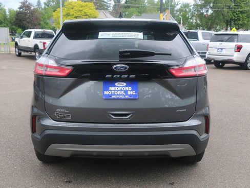 Certified 2023 Ford Edge SEL w/ Convenience Package AWD/4WD image 4