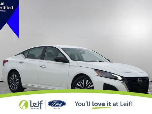 Used 2024 Nissan Altima 2.5 SV FWD image 1