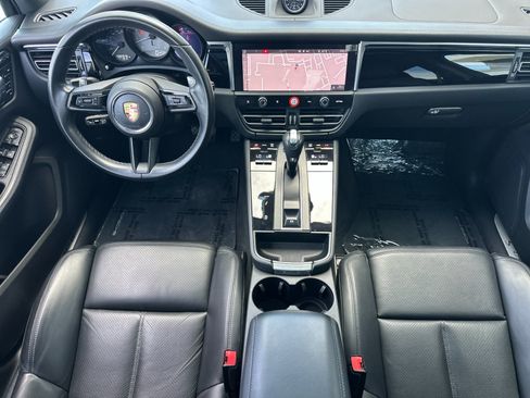 Certified 2023 Porsche Macan S AWD/4WD image 7