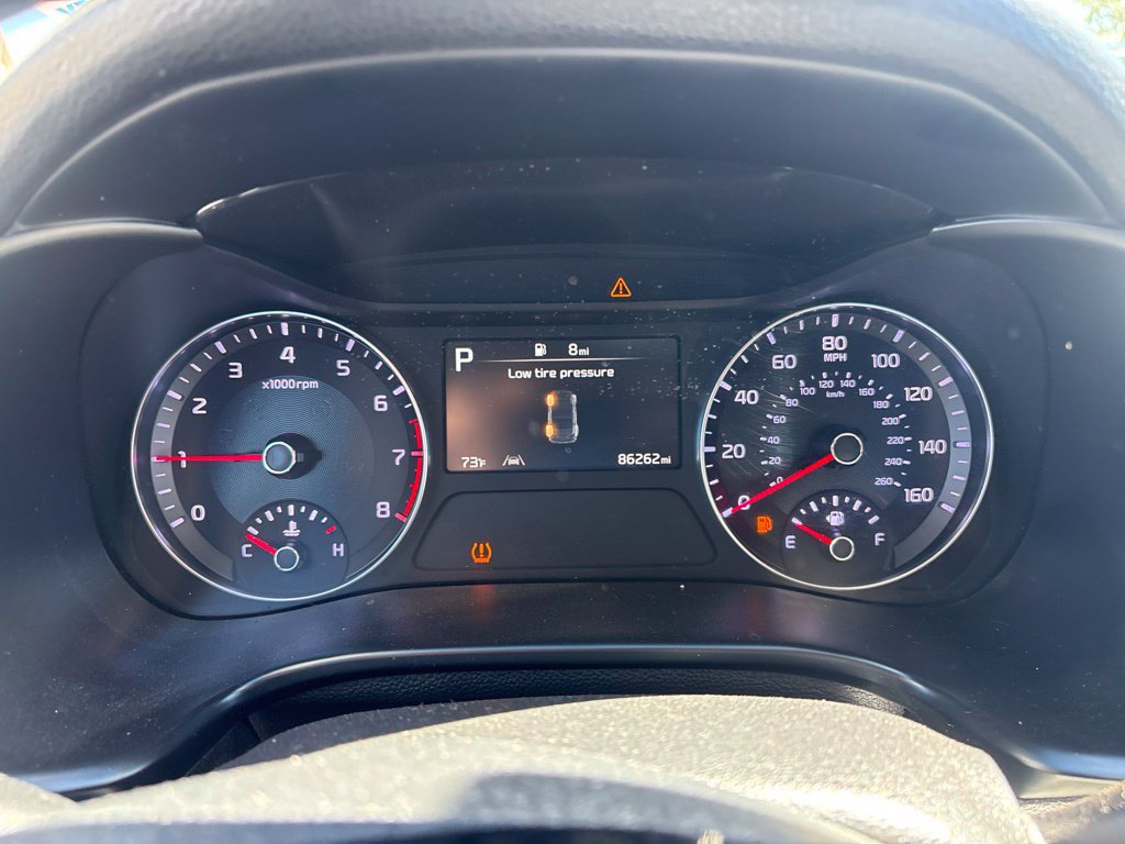 Used 2024 Kia Forte LXS FWD image 19