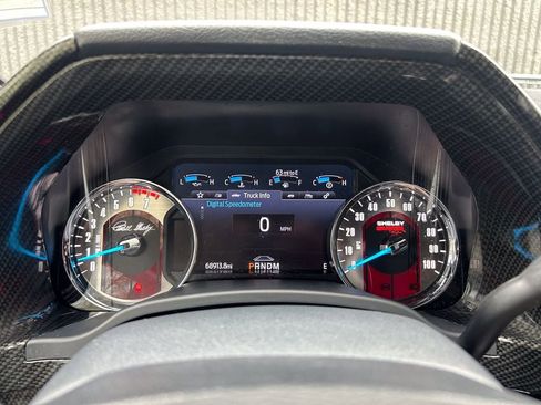 Used 2022 Ford F250 Lariat w/ Lariat Ultimate Package AWD/4WD image 28