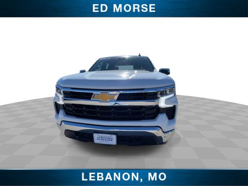 Used 2024 Chevrolet Silverado 1500 LT image 3