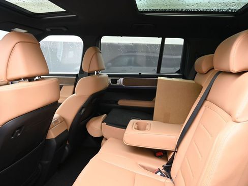 New 2026 Hyundai Santa Fe Limited AWD/4WD image 18