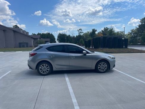 Used 2015 MAZDA MAZDA3 i Grand Touring FWD image 3