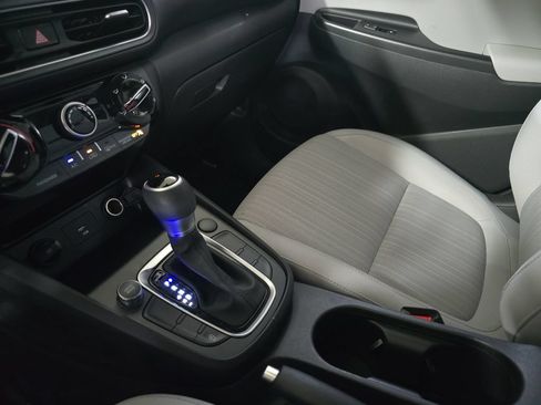 Used 2023 Hyundai Kona SEL FWD image 26