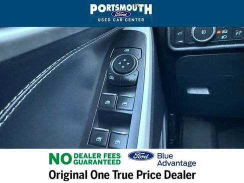 Used 2022 Ford Explorer XLT w/ Equipment Group 202A image 25