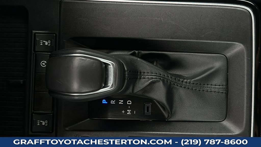 Used 2026 Toyota Corolla Cross XLE FWD image 16