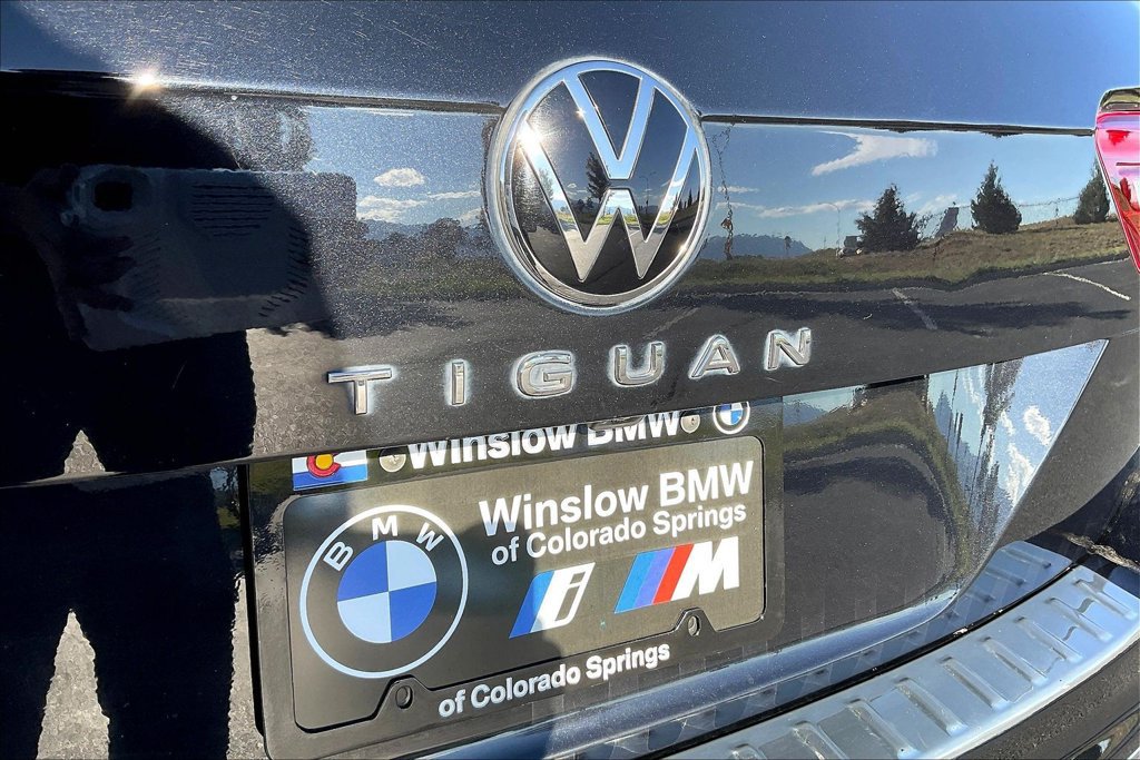 Used 2023 Volkswagen Tiguan SE AWD/4WD image 24