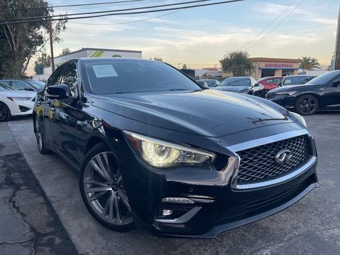 Used 2018 INFINITI Q50 Luxe w/ Cargo Package (L95) image 3