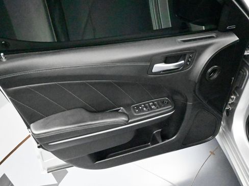 Used 2020 Dodge Charger Scat Pack RWD image 13