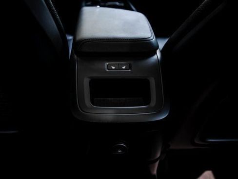 Used 2025 Volvo XC60 T8 Plus w/ Climate Package AWD/4WD image 60