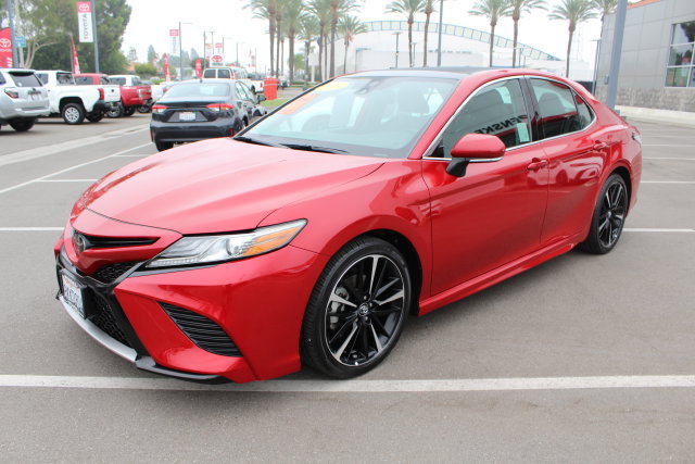 Used 2019 Toyota Camry XSE FWD image 5