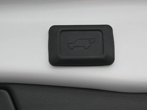 Used 2025 Toyota RAV4 XSE w/ Weather Package image 35