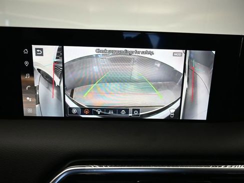 New 2025 Nissan Armada SL w/ Captain's Chari Seat Package image 36