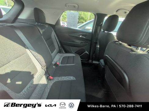 Used 2022 Chevrolet TrailBlazer LS FWD image 10