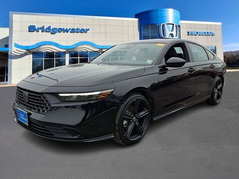 Used 2023 Honda Accord Sport-L image 3