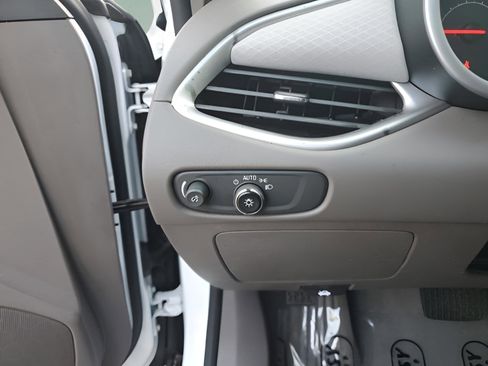 Used 2022 Chevrolet Malibu LS image 10