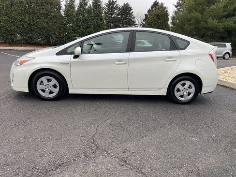 Used 2010 Toyota Prius Two image 11