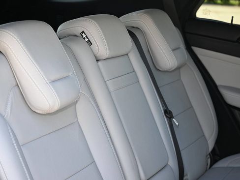 Used 2014 Mercedes-Benz ML 350 4MATIC image 33