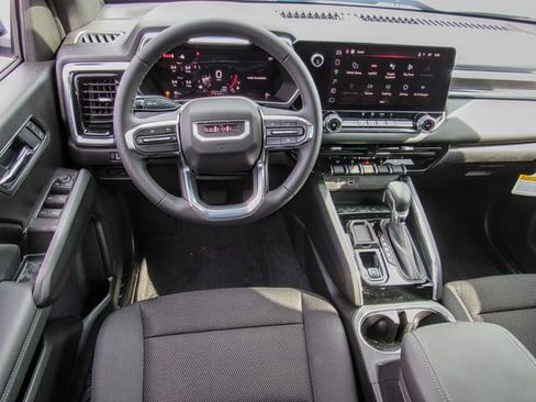 New 2026 GMC Canyon Elevation image 19