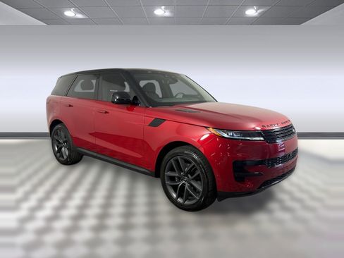 Used 2024 Land Rover Range Rover Sport SE AWD/4WD image 7
