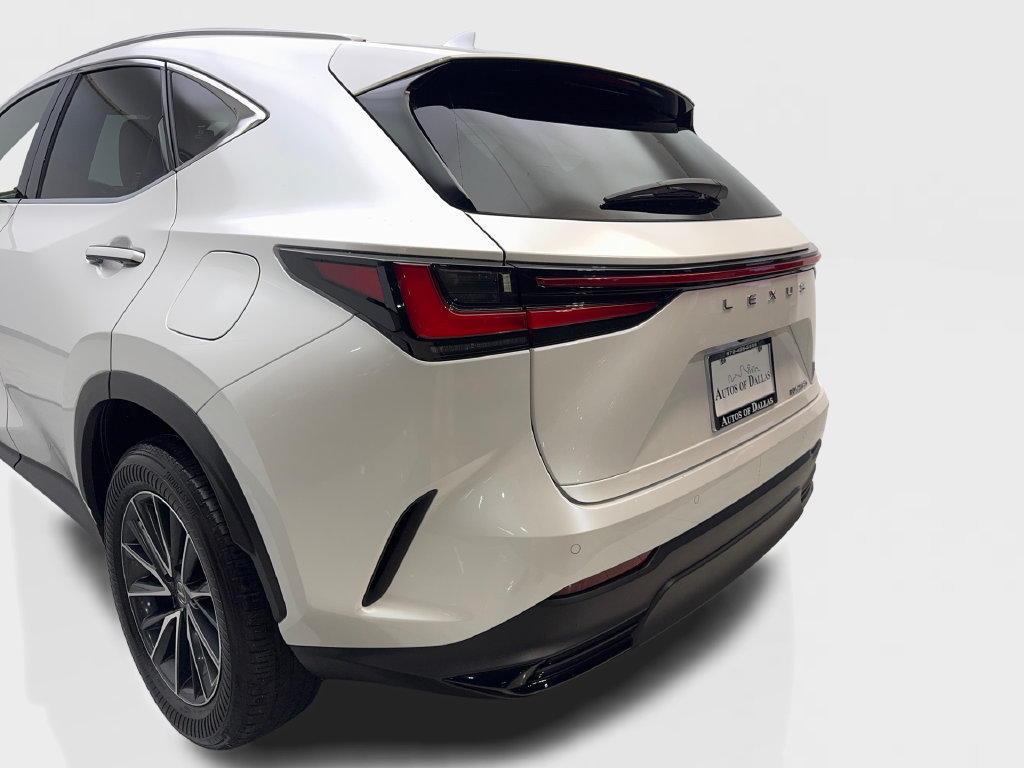 Used 2025 Lexus NX 250 FWD image 21