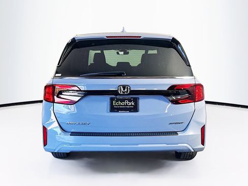 Used 2025 Honda Odyssey Sport-L image 7