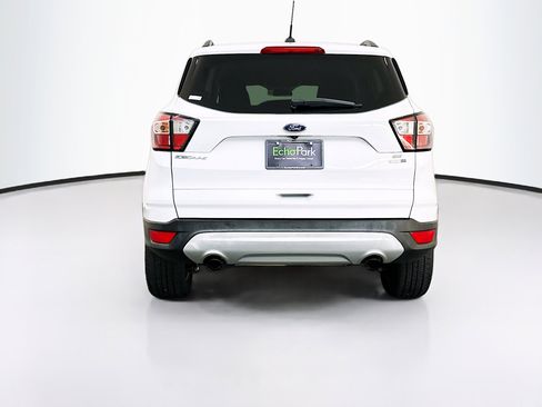 Used 2018 Ford Escape SE image 7